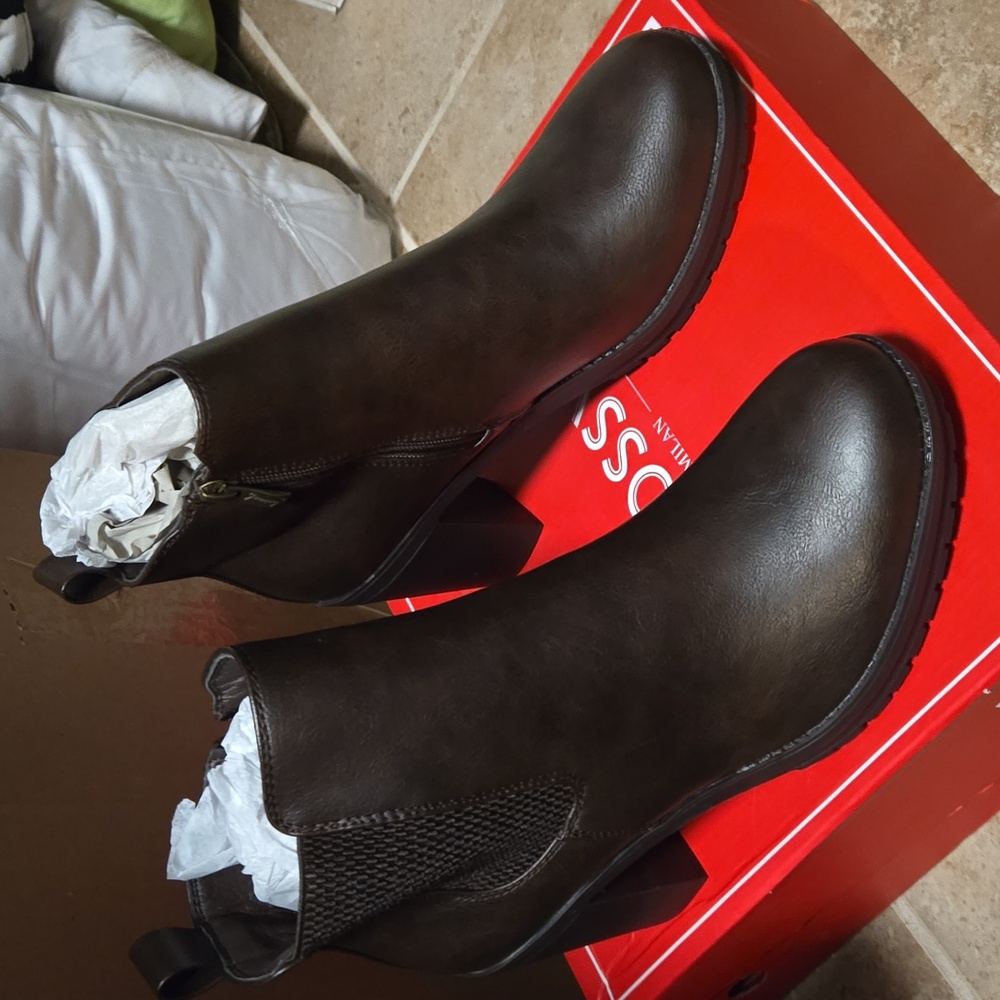 Dark Brown ankle boots women size 9